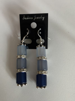 Ohrringe aus glänzenden Polarisröhren 8 mm in Blautönen mit Straßzwischenteilen