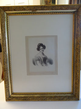 Antike Lithografie einer feinen Dame im vergoldeten Prunkrahmen (D)