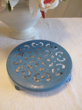 Blauer emaillierter Metalluntersetzer