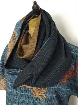 Tunique et snood.