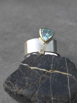 Ring Topas "Sky blue" (Trillian concave)