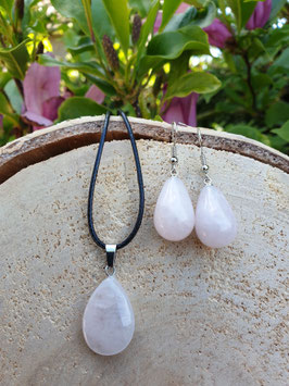 Rozenkwarts Setje Oorbellen & Hanger