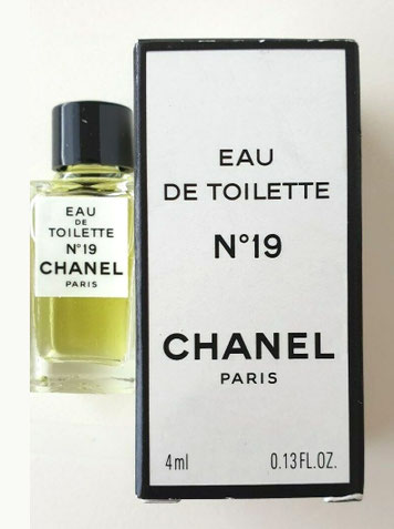 N° 19 - EAU DE TOILETTE 4 ML - MINIATURE IDENTIQUE A LA PHOTO PRECEDENTE