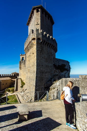 Repubblica di San Marino: La Prima Rocca