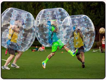 juega al bubble futbol en Cádiz