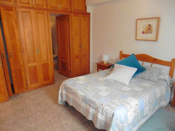1. Schlafzimmer