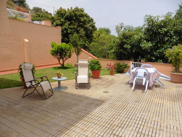 Terrasse und Garten