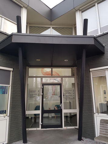 foto van ingang praktijk