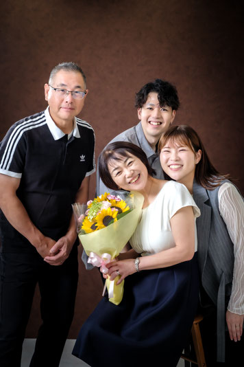 岐阜・各務原のフォトスタジオひでんちのカップル撮影 関市や美濃加茂からのエンゲージメントフォト撮影承ります
