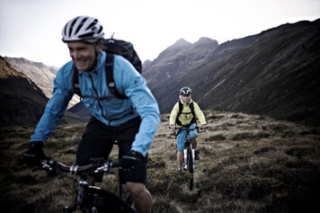 Corratec e-Bikes und Pedelecs in der e-motion e-Bike Welt in Ahrensburg