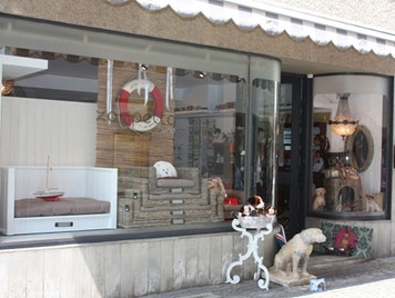 Laden in Rapperswil SG an der Halsgasse