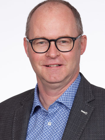 alt="Rektor Martin Bisig organisiert Maturitätsprüfungen an der Kantonsschule Willisau
