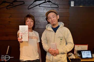 左／優勝の嶋野聖大プロ、右／2位の栗原信祐プロ