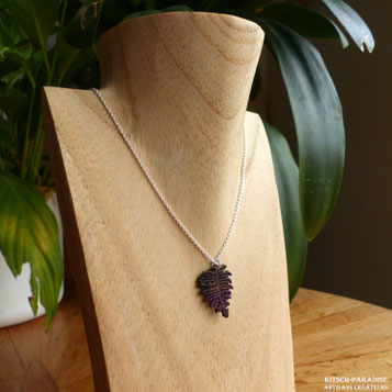 kp kitsch-paradise artisans créateurs collier  obsidienne macramé création tissage micromacramé couleur nature art colle dentelle