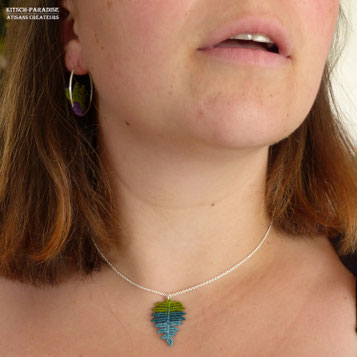 kp kitsch-paradise artisans créateurs collier  obsidienne macramé création tissage micromacramé couleur nature art colle dentelle