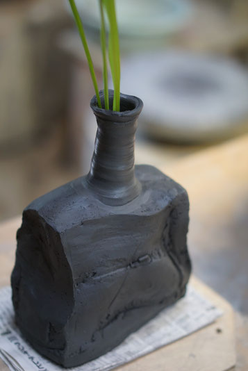 仲本律子　R工房　女性陶芸家　茨城県笠間市　ブログ　花器　粉引作品