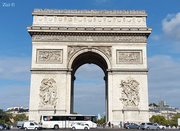 L'arc de triomphe de l'Étoile - Zizi ©