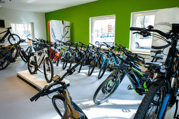 Überzeugen Sie sich von unserem umfassenden e-Bike Marken Sortiment