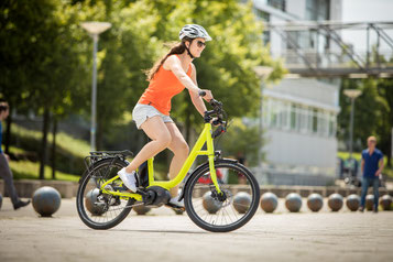 Die verschiedenen Modelle von Falt- oder Kompakt e-Bikes können Sie sich im Shop in Nürnberg