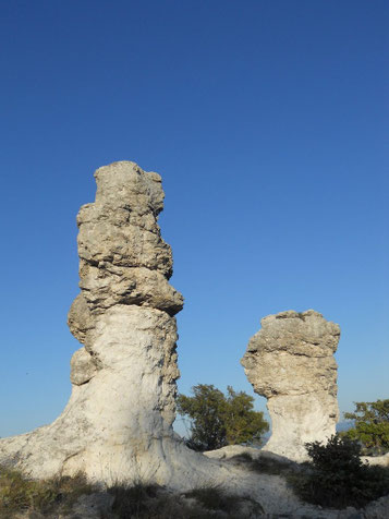 Les Mourres : d'étranges rochers...