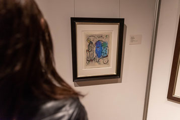 Ein Chagall-Werk in einer Ausstellung.