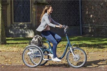 e-Trikes mit Elektromotor für Einkäufe, Spazierfahrten und Ausflüge für Erwachsene, Behinderte und Senioren