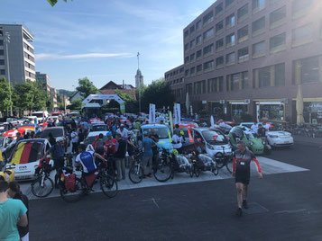 Auf der grössten rollenden E-Mobil-Veranstaltung der Welt