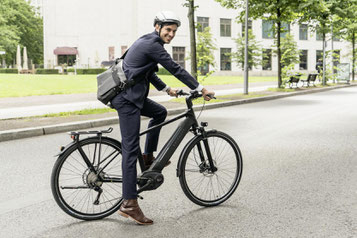 Unsere Experten in der e-motion e-Bike Welt Bern beraten Sie gerne zu all Ihren Fragen rund um Speed-Pedelecs