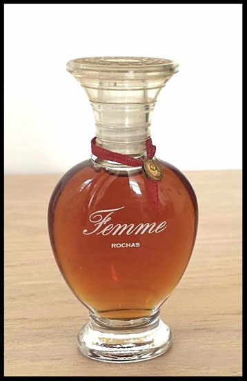 FEMME - PARFUM : AUTRE FLACON DIFFERENT, BOUCHON EN PLASTIQUE TRANSPARENT,  SERIGRAPHIE BLANCHE