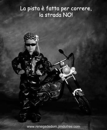 la pista è fatta per correre, la strada NO!