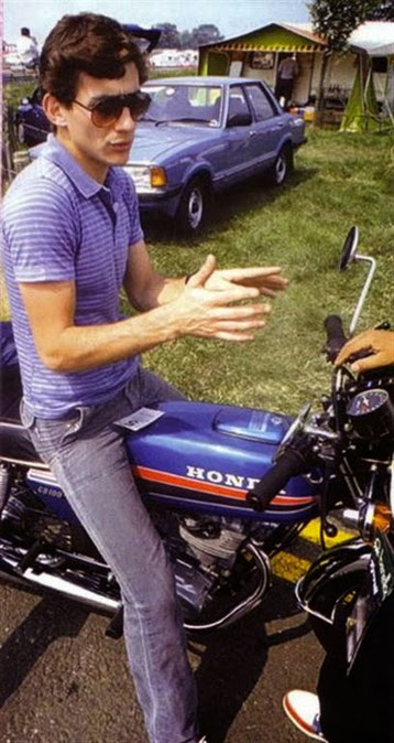 Ayrton Senna su Honda CB100