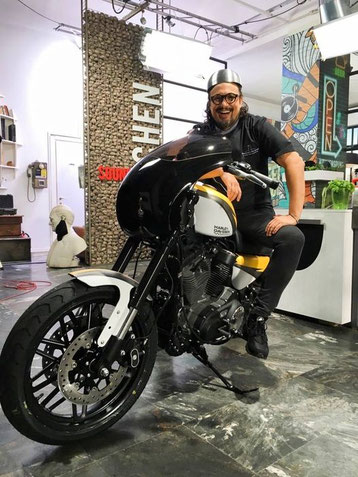 Alessandro Borghese su Harley-Davidson nel 2017