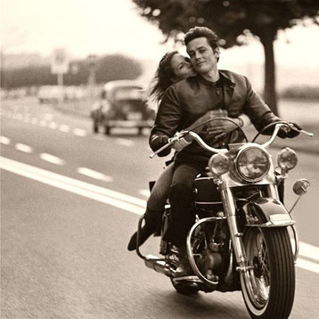 Alain Delon con la moglie Nathalie. Germania, 1967