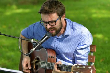 Live Musik Hochzeit, Akustik Musik Hochzeit, Gitarre, Gesang, Zeremoniebegleitung, Begleitung Freie Trauung, 