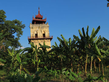 schiefer Turm von Inwa