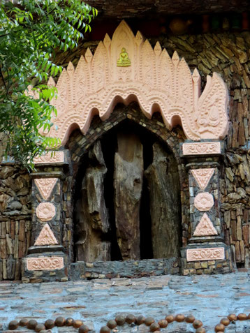Steinkloster in Bagan