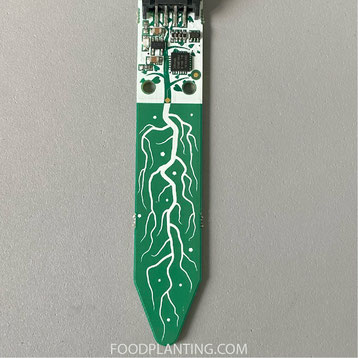 Adafruit STEMMA I2C Capacitive Moisture Sensor