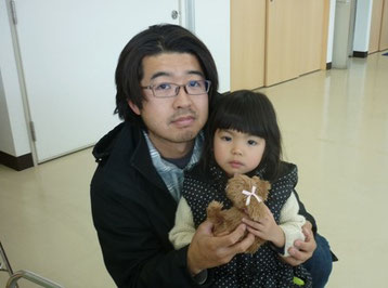 おもちゃのワンちゃんと一緒に^^