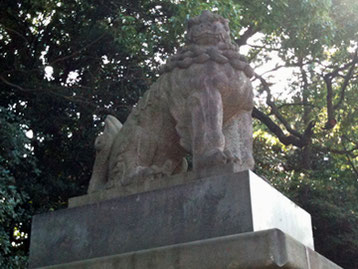 靖國神社 狛犬