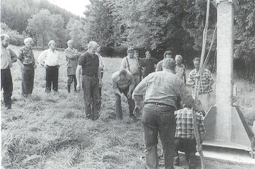 Spannende Momente - das Fundament und der Sockel passen