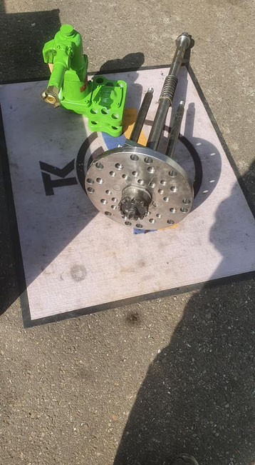 Anbohren Wasserleitung unter Druck mit Säulenbohrständer
