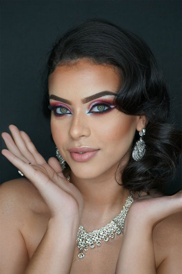CURSO DE MAQUILLAJE GLAM