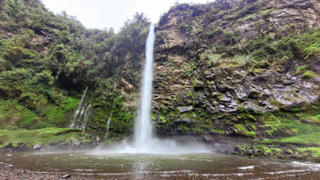Wasserfall Cóndor Machay in Ecuador