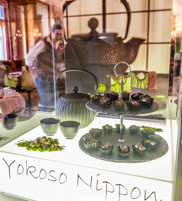 Yokoso Nippon. Praliné du Jour by Sprüngli: Green Japan.