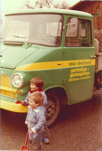 Erster Firmenlieferwagen 1975