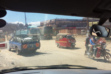 Verkehr ohne Regeln in Kisumu / Kenia
