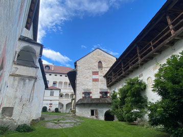 Schloss Rodenegg