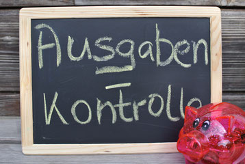 Ausgaben-Kontrolle - Wie führe ich ein Haushaltsbuch?
