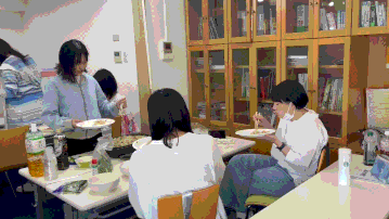 お昼休みの様子。