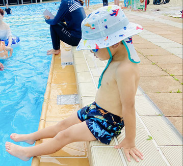水とふれあい、心も体もぐんと成長！ 〜子どもたちのプール遊び〜